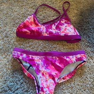 NIKE WOMEN’S TWO PIECE TRAINING SUIT/ SIZE S/ WORN ONCE